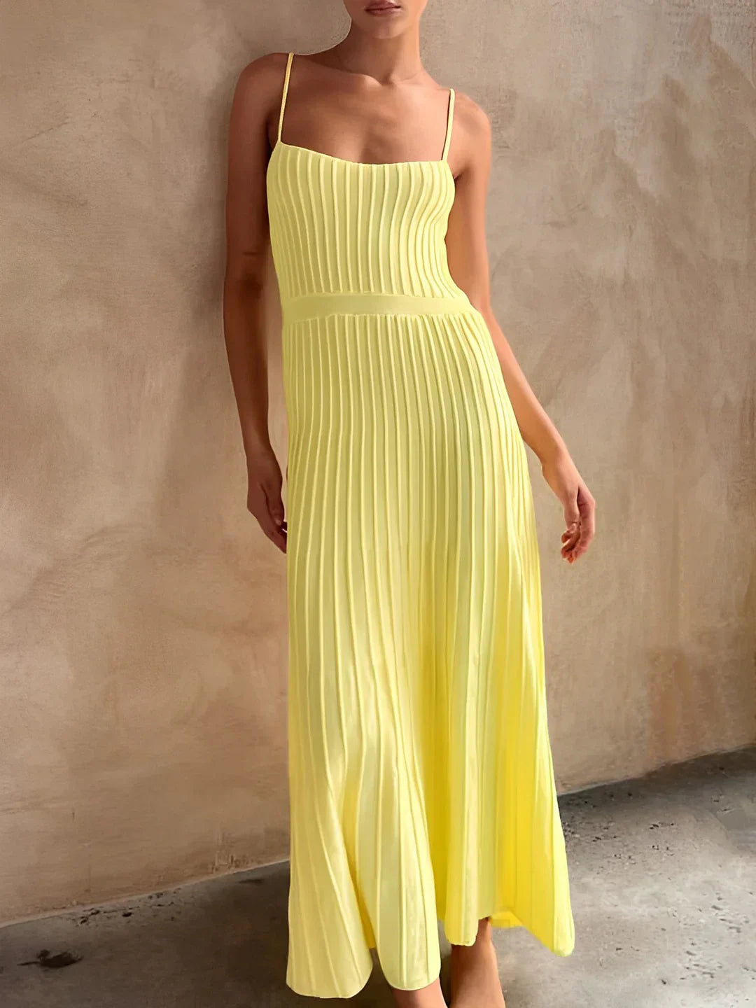 Tube-top High Waist Sling Pleated Dress - LA FEMME WANDERER