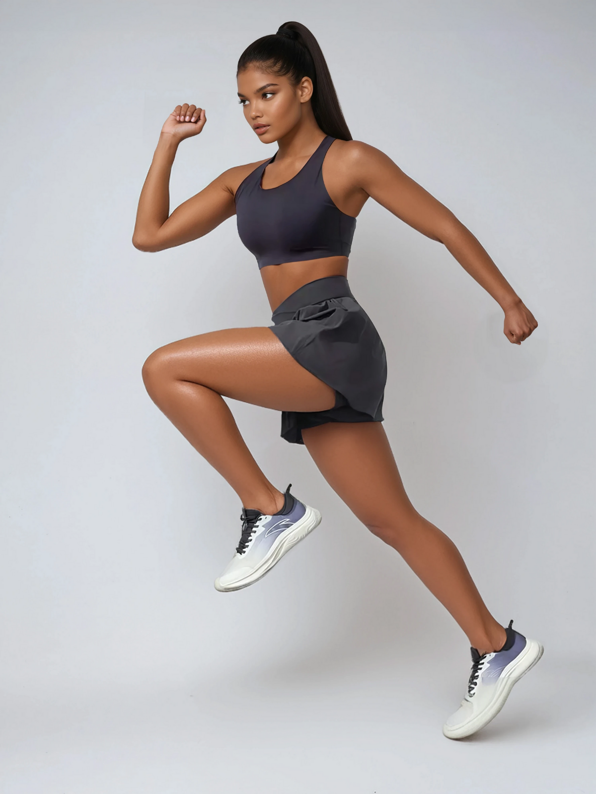 Spodenki do biegania odporne na pot, kieszenie o średnim stanie, szybkoschnące