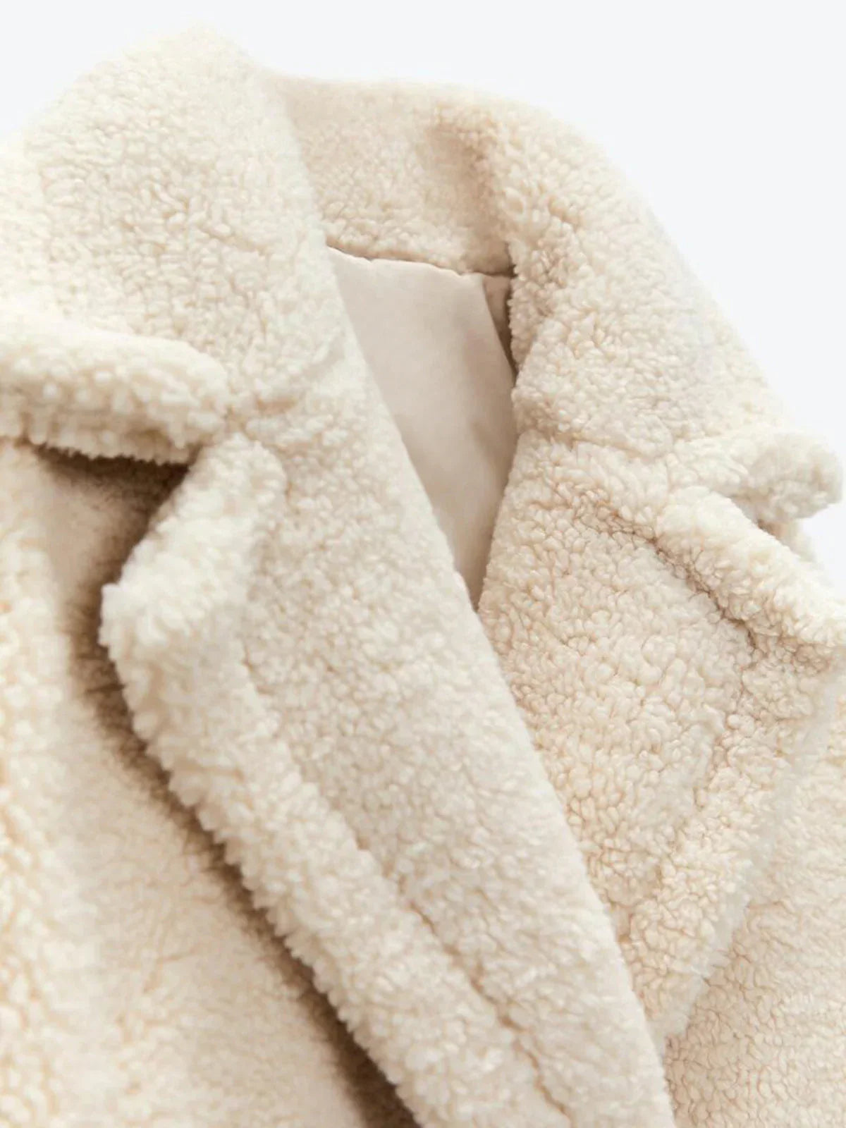 Double Pockets Fleece Coat - LA FEMME WANDERER