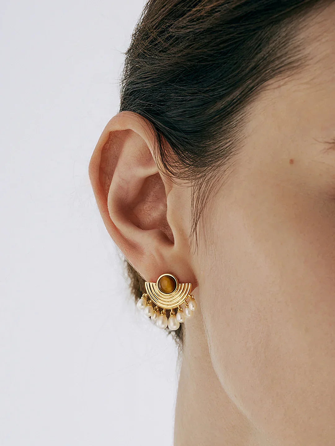 Elegant Pearl and Tiger Eye Earrings - LA FEMME WANDERER