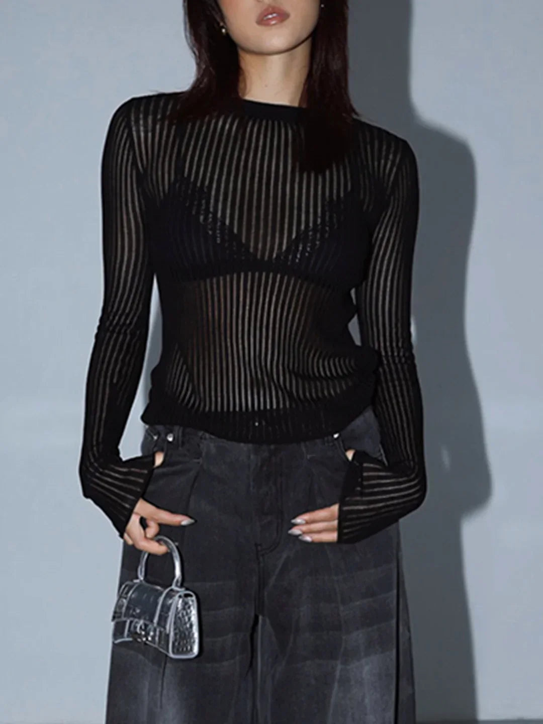 Round Neck Thin Breathable Knitted Wool Top - LA FEMME WANDERER