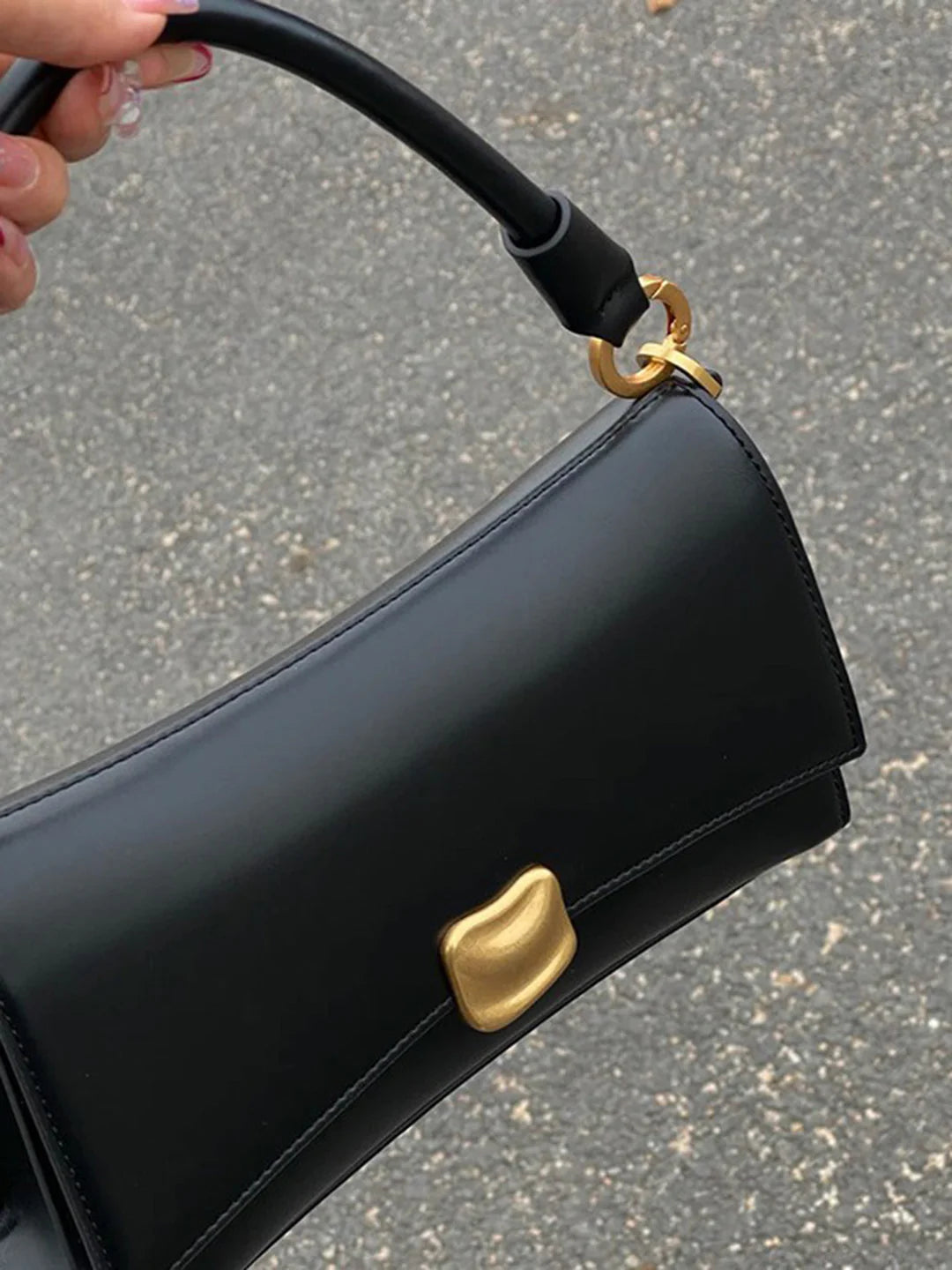 Elegant Style Black Baguette Flap Armpit Bag - LA FEMME WANDERER