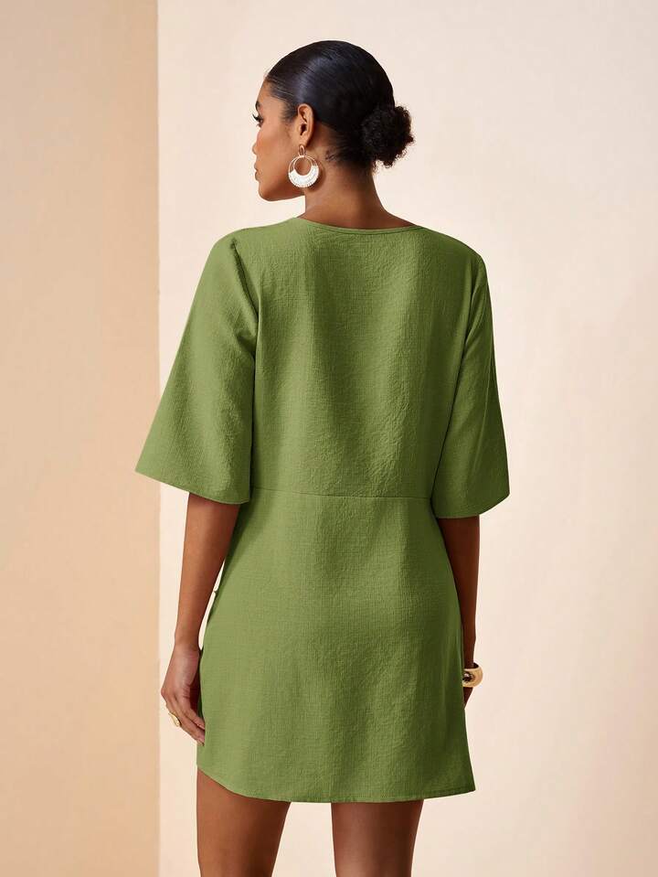 Chic Wrap Dress Designed for Effortless Summer Styling